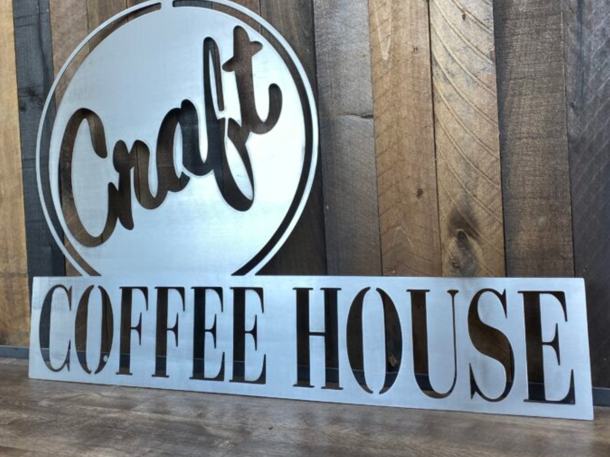 A v-bit routing starboard HDPE